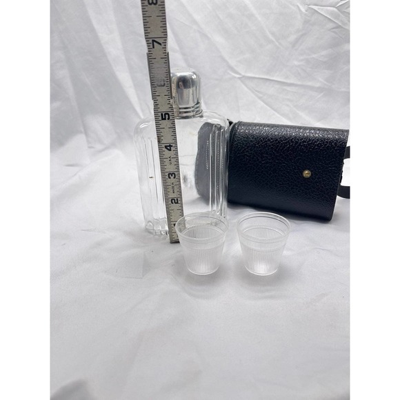 VTG flask and cup set in holder - Picture 10 of 12